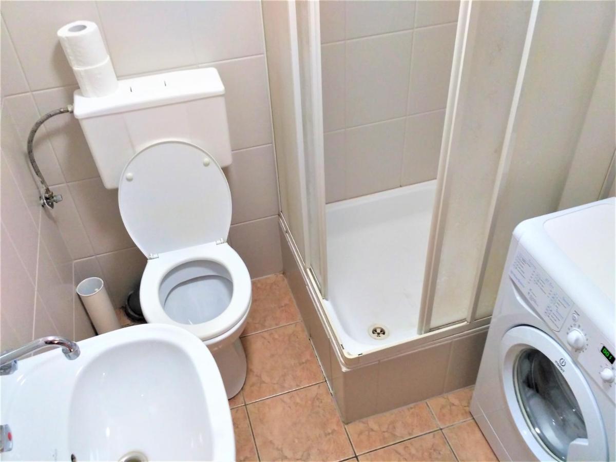 Krakow City Centre Apartment - Bon Turystyczny Exteriör bild